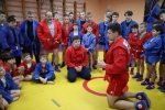 Девятикратный чемпион мира по самбо Артём Осипенко провёл мастер-класс для самбистов из брянских Клинцов
