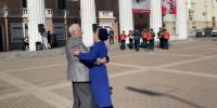На Театральной площади в Брянске прошел праздничный концерт - Газета Наше время