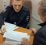 В Брянске полицейские не позволили межрегиональному курьеру аферистов похитить у горожанина 5 млн рублей - ОМВД